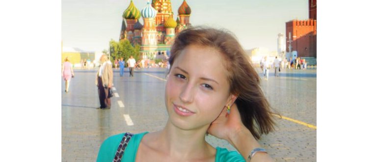 Девушка на размытом