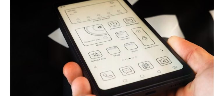 Черно-белый экран на телефоне Android: как