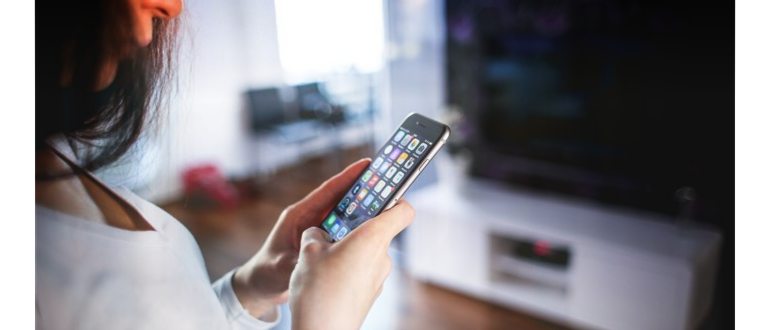 как посмотреть заблокированные контакты