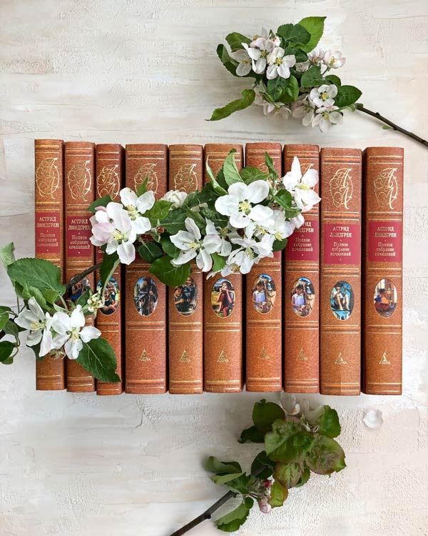 Книги-и-цветы-фото